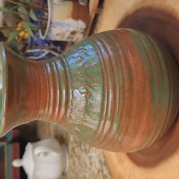 Stoneware Vase - Picture 4 of 6